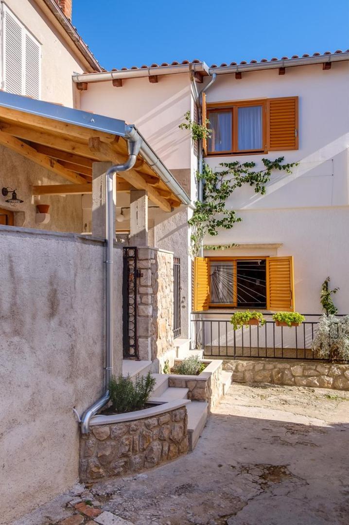 Elegant Apartment Iris Mali Lošinj Dış mekan fotoğraf